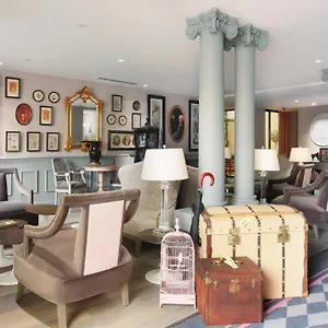 https://la-maison-favart.fr-paris.fr
